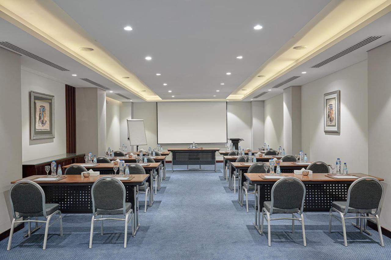 Holiday Inn & Suites - Cairo Maadi By Ihg Exterior foto